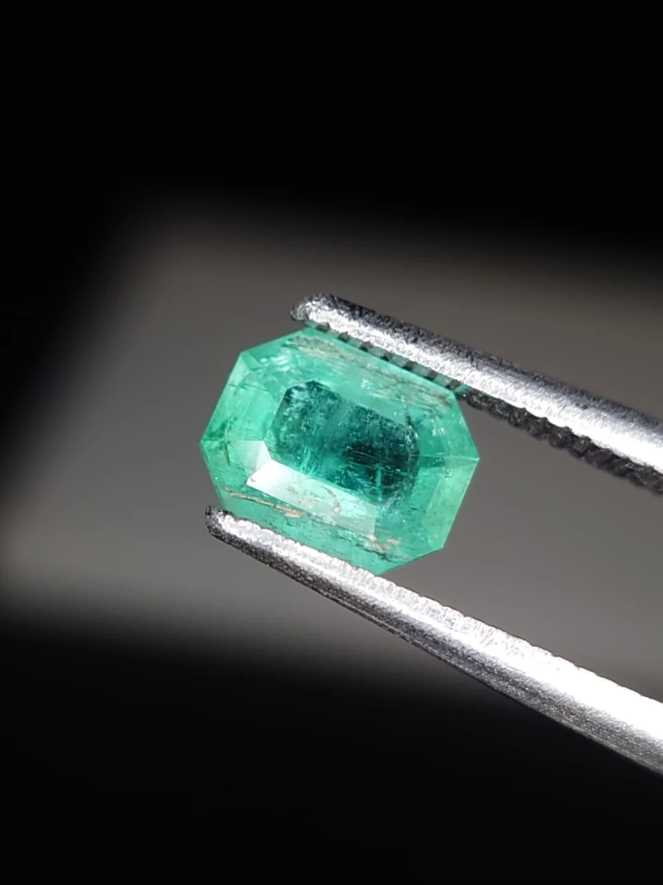 0.7ct Natural Octagon Faceted Panjshir Emerald from Afghanistan — view 3